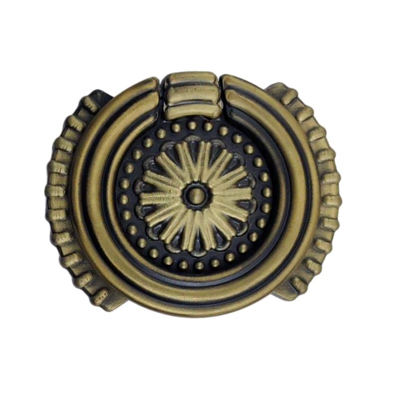 "Chelub" Decorative Brass Drop Pull